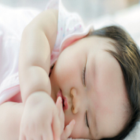 آيات قرآنية تساعد على نوم الطفل